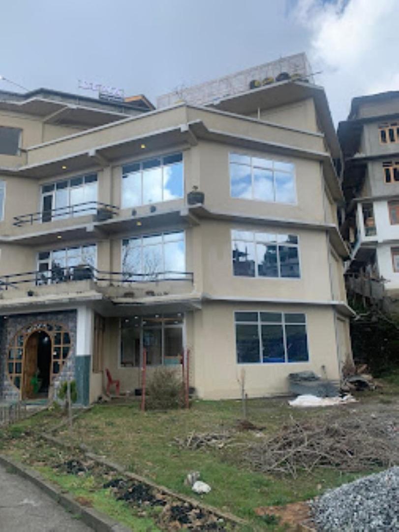 Hotel Dewa Elegance Tawang Exteriör bild